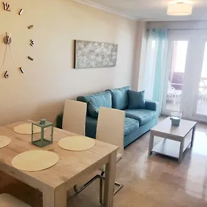https://new-manilva-playa-spa-resort-2-2-sea-view-apartment.es-andalucia.com